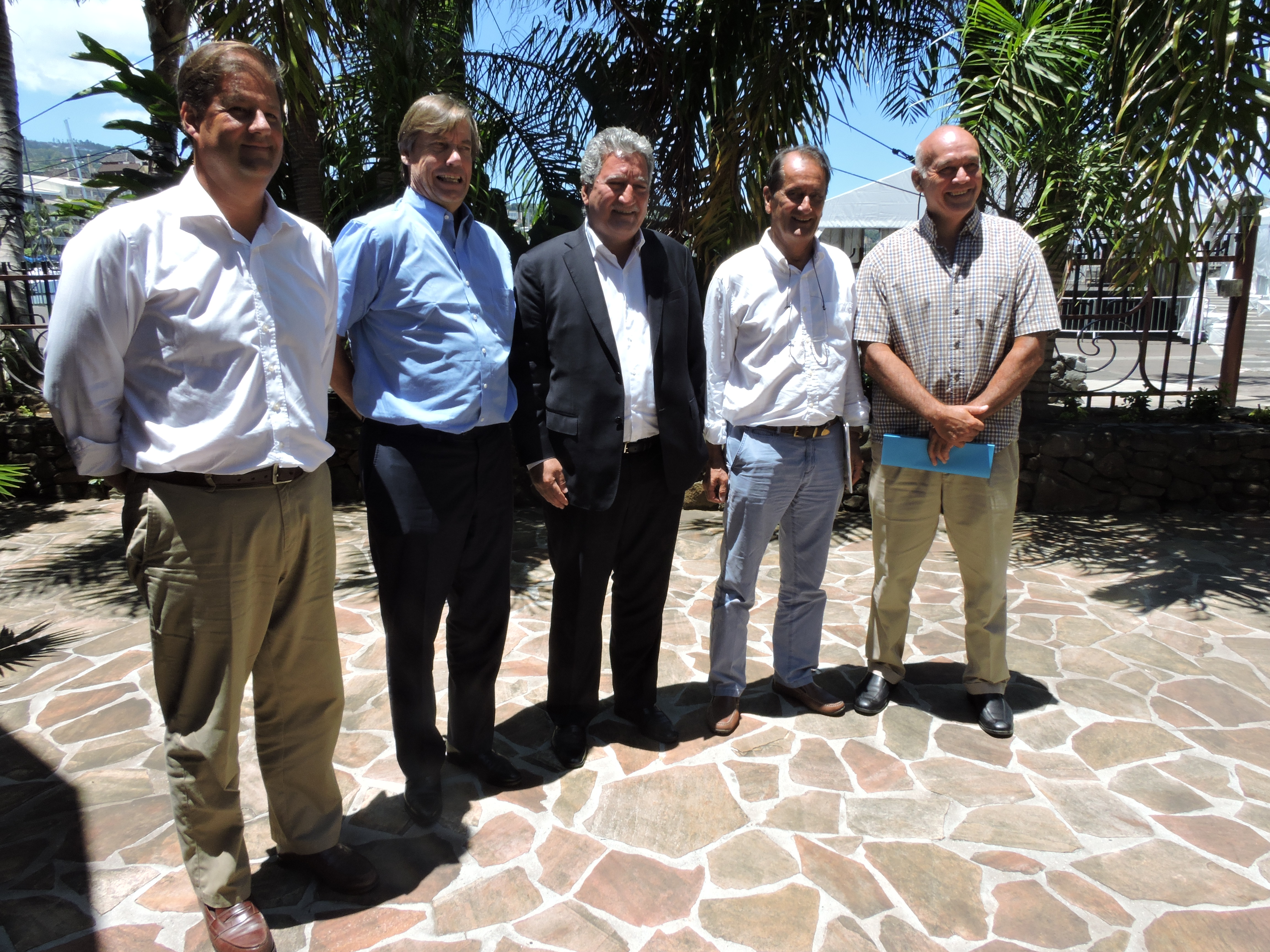 Le ministre du Tourisme Jean-Christophe Bouissou a reçu Alex Hervet, délégué régional d’Air France en Polynésie française, Marnix Fruitema, directeur général Amérique Air France/KLM, et Joël Allain, le P-dg d'Air Tahiti.