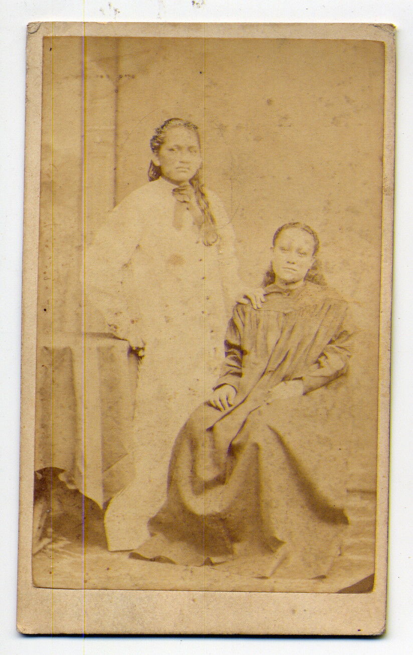 Prince et princesse de PAPEETE TAHITI, non identifiés