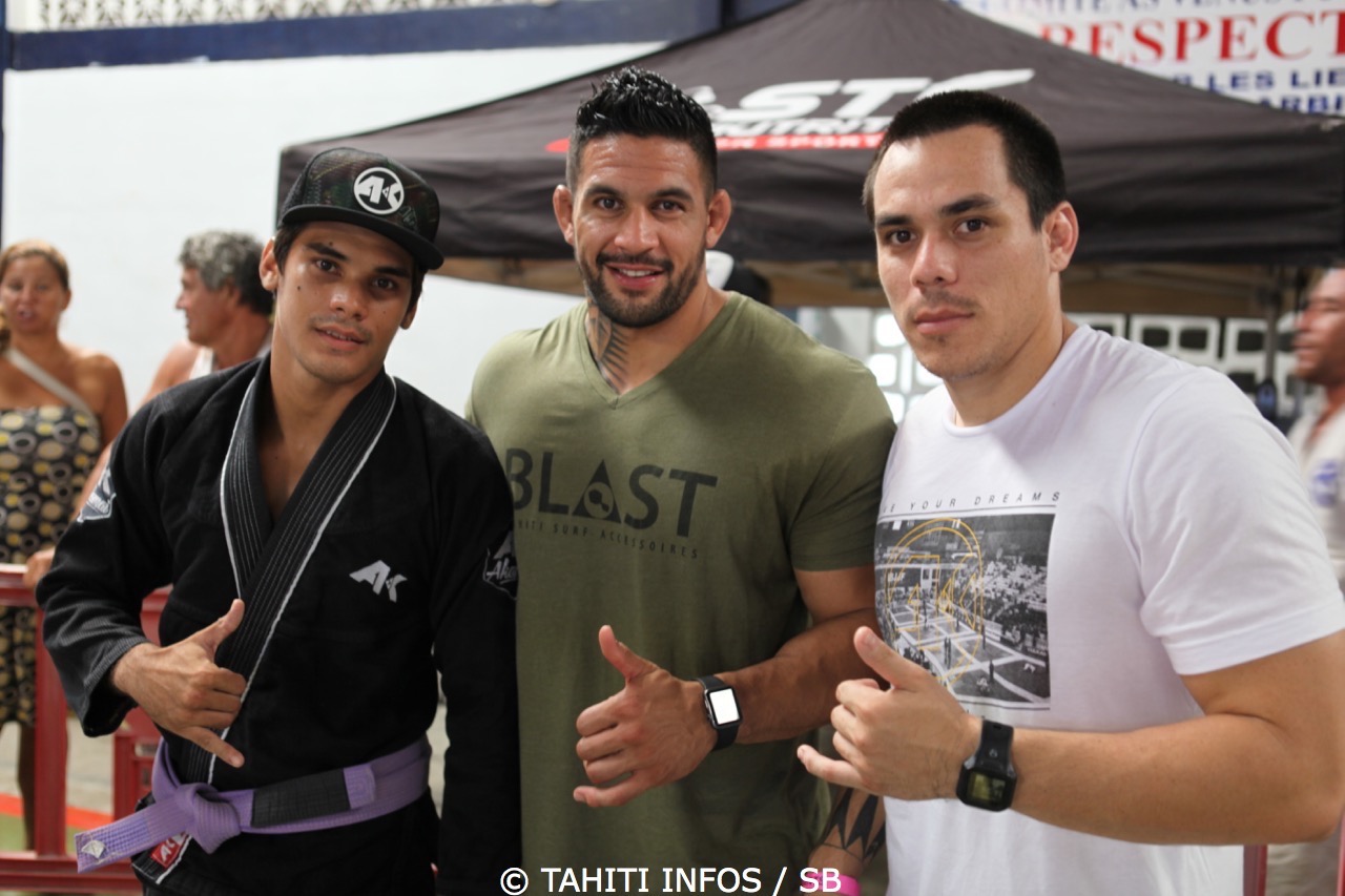 Dany Gérard avec Hoanui Vanaa et Matuanui Philippe de la Tahitian Top Team