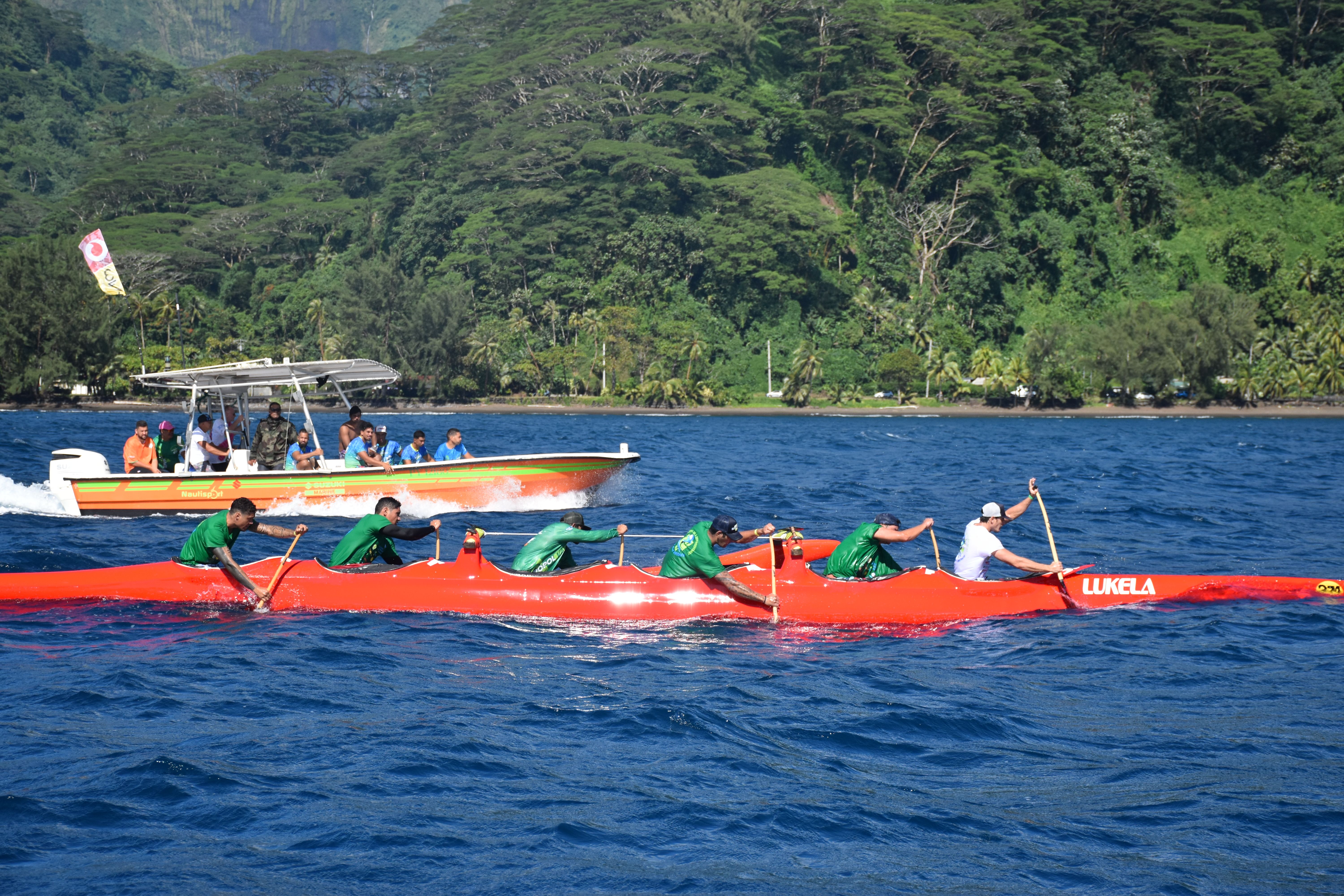 La team Enviropol monte sur la deuxième marche du podium seniors.
