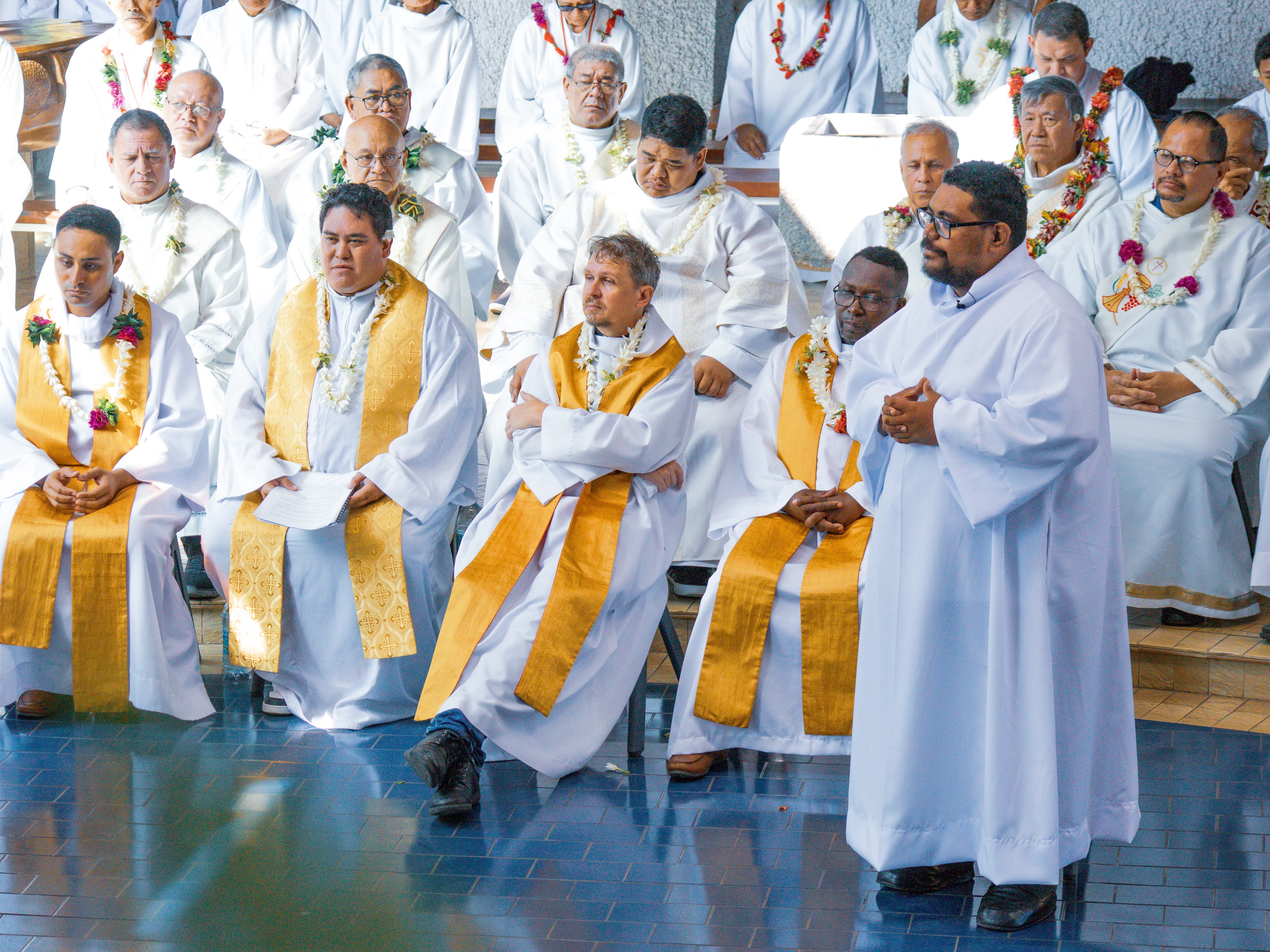 Ce samedi 12 juillet, l'église Maria no te Hau de Papeete a accueilli l'ordination diaconale de Ravaki Warren.