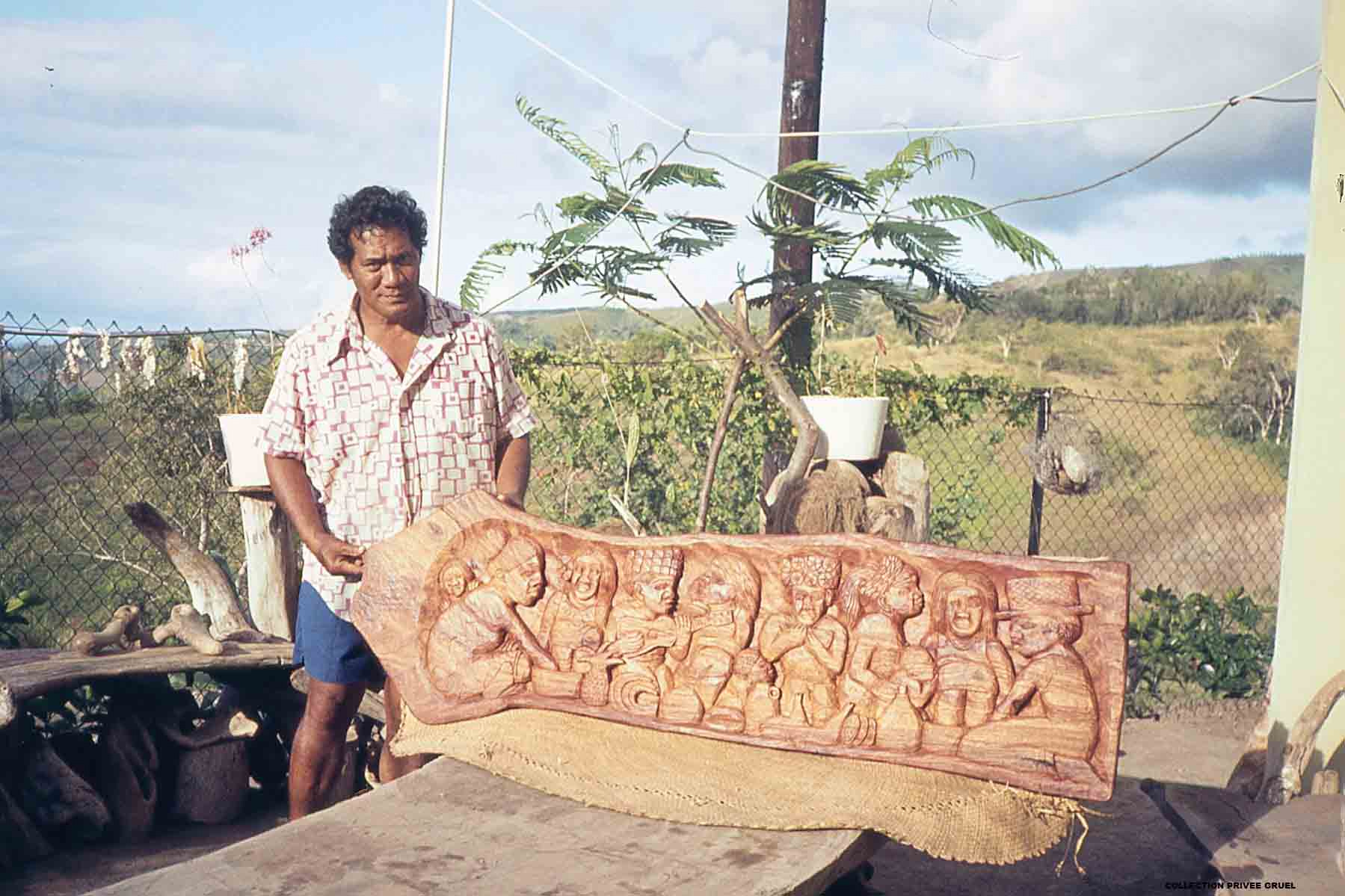 Vaiere Mara chez lui à Erima en février 1983. Archives collection. (Fonds Sylvie Gaubert Gruel).
