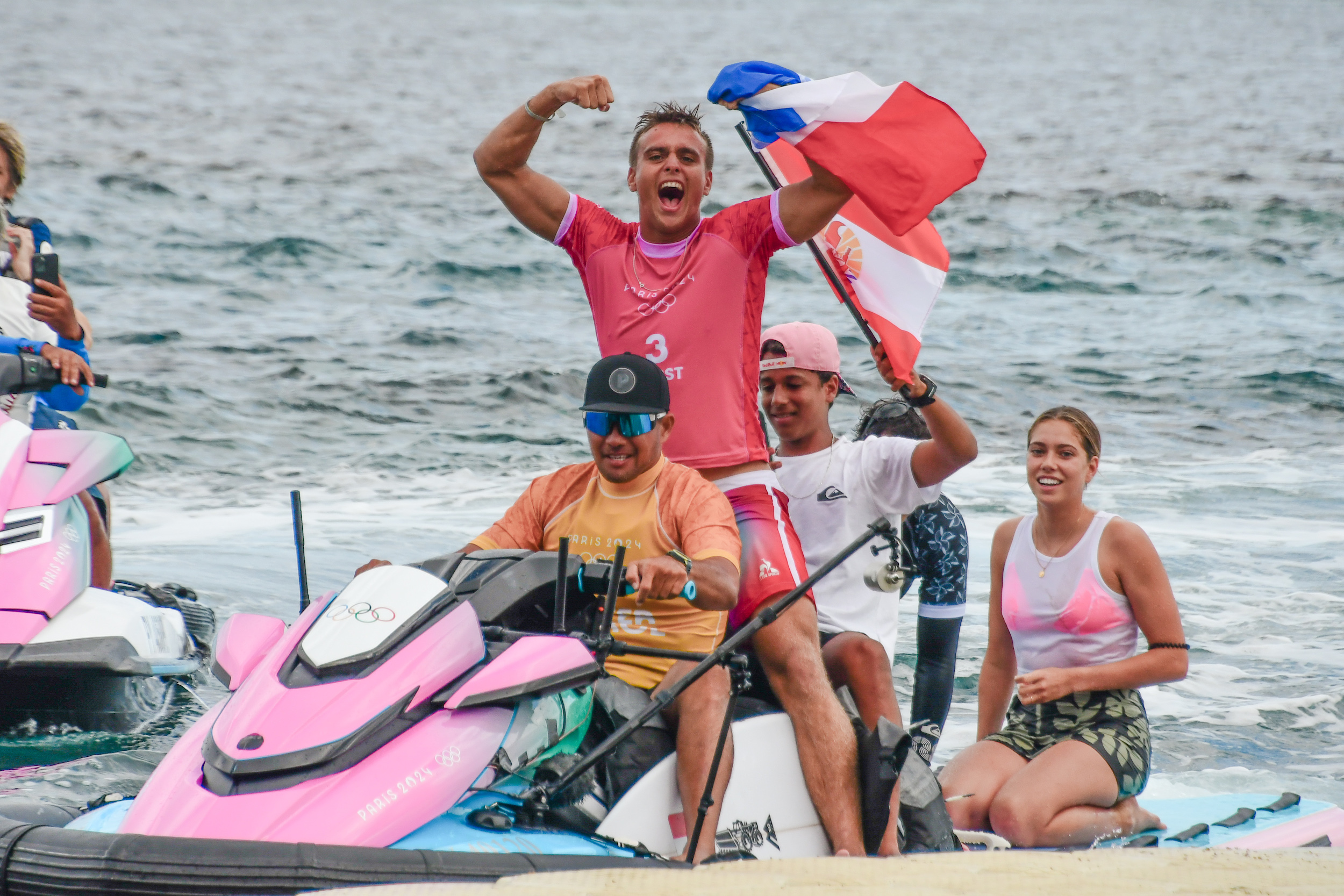Kauli Vaast - L'or entre les mains et les pieds sur terre