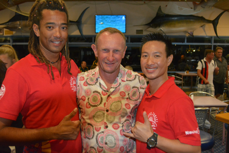 Dell et Teiva avec Graeme HEAPPY organisateur de cette édition