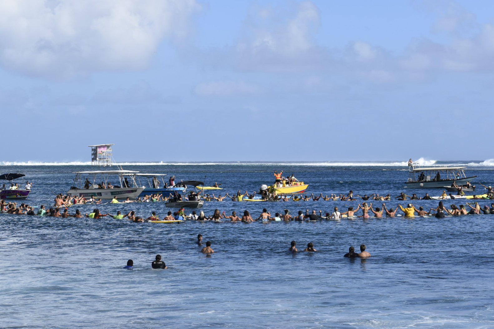 Un hommage émouvant pour un free-surfeur “apprécié de tous”.