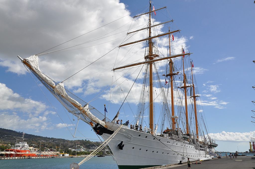 Le bâtiment-école « Esmeralda » de la marine chilienne fera escale à Papeete, du 6 au 10 septembre prochain. (Photo : Archives TI)