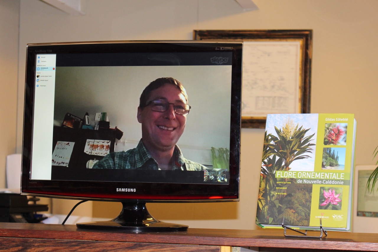 Gildas Gâteblé a été joint via Skype pendant la conférence de presse organisée mercredi matin dans les locaux de Au vent des îles. Il est ingénieur de recherche à l’Institut agronomique néo-calédonien et l’auteur de "Flore ornementale de Nouvelle-Calédonie".
