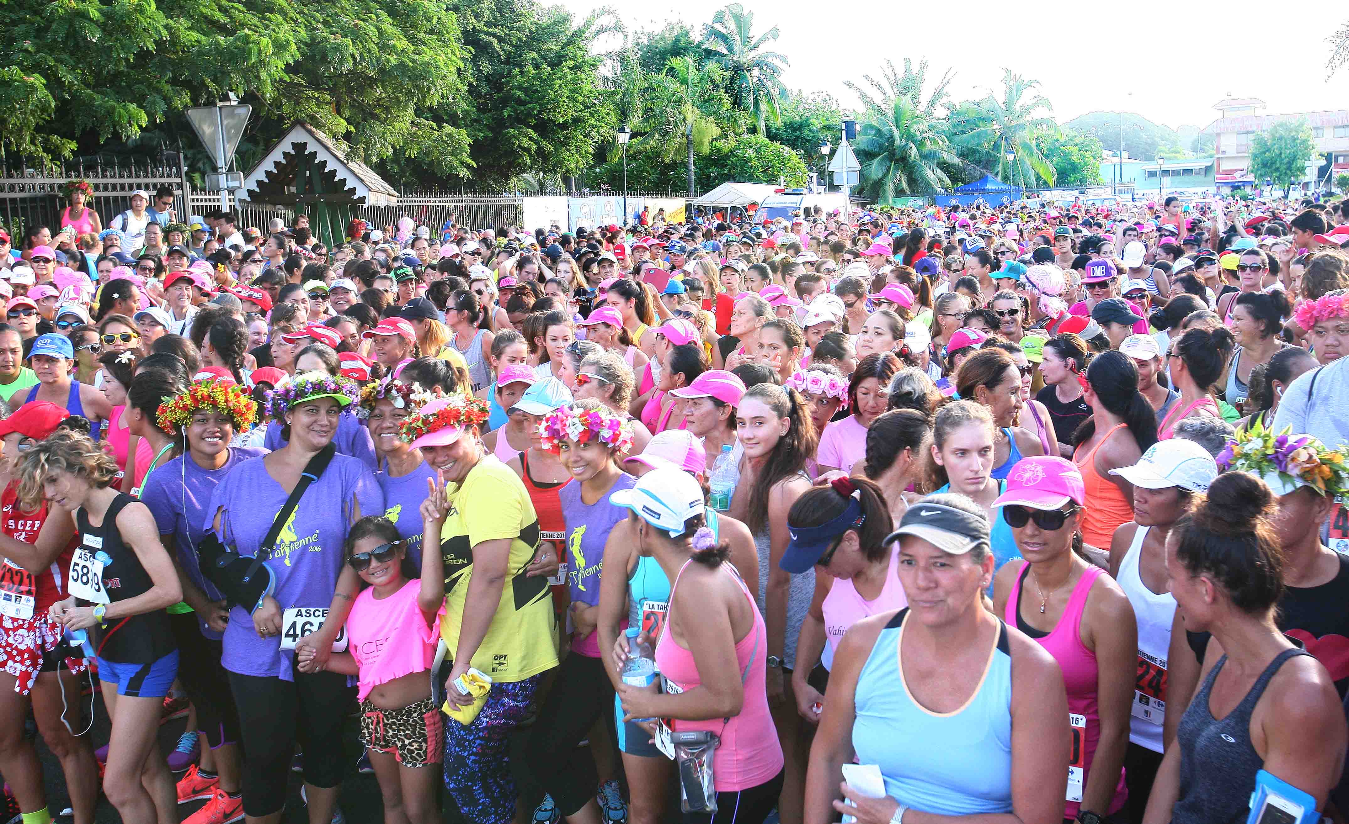 5 500 "Tahitiennes" et une ministre ont couru contre le cancer