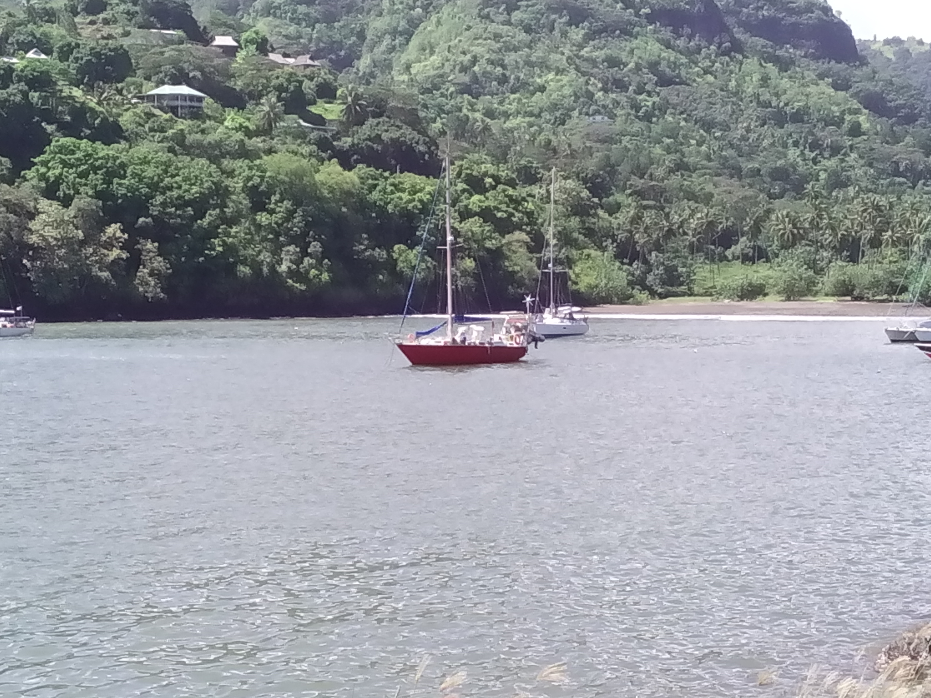 Première assistance pour la vedette "Tahiva" des sauveteurs en mer de Hiva Oa