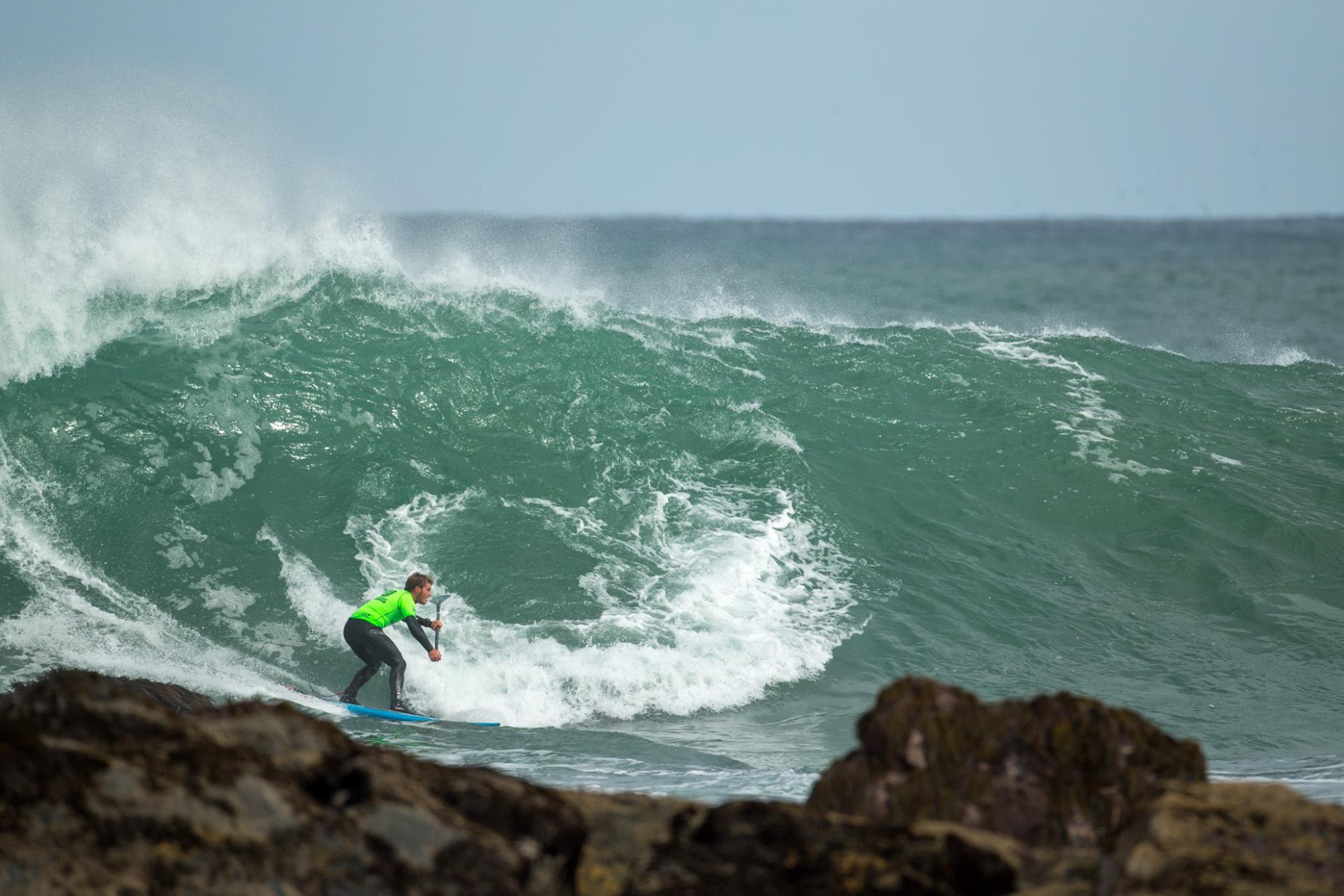 Le vice-champion du monde Zane Schweitzer a su s'imposer dans ce spot magique © Scott Sinton