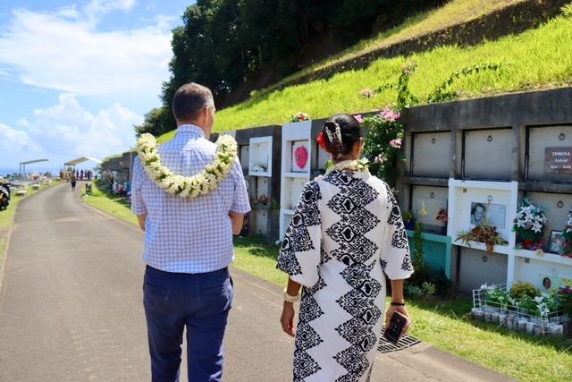 La délégation s’est aussi rendue au cimetière communal de Erima.