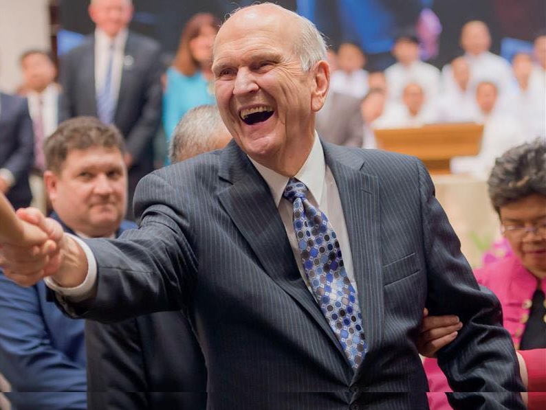 Décès de Russel M. Nelson, président de l'Église de Jésus-Christ des Saints des Derniers Jours, à 101 ans