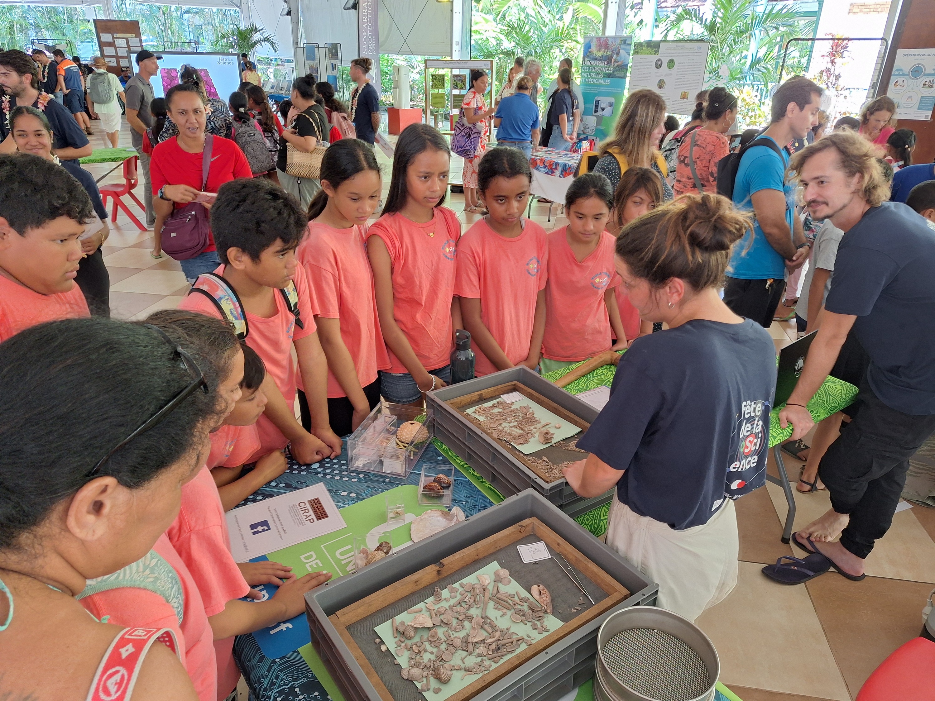 Voyage dans le passé avec les archéologues du Cirap (Crédit : Anne-Charlotte Lehartel).