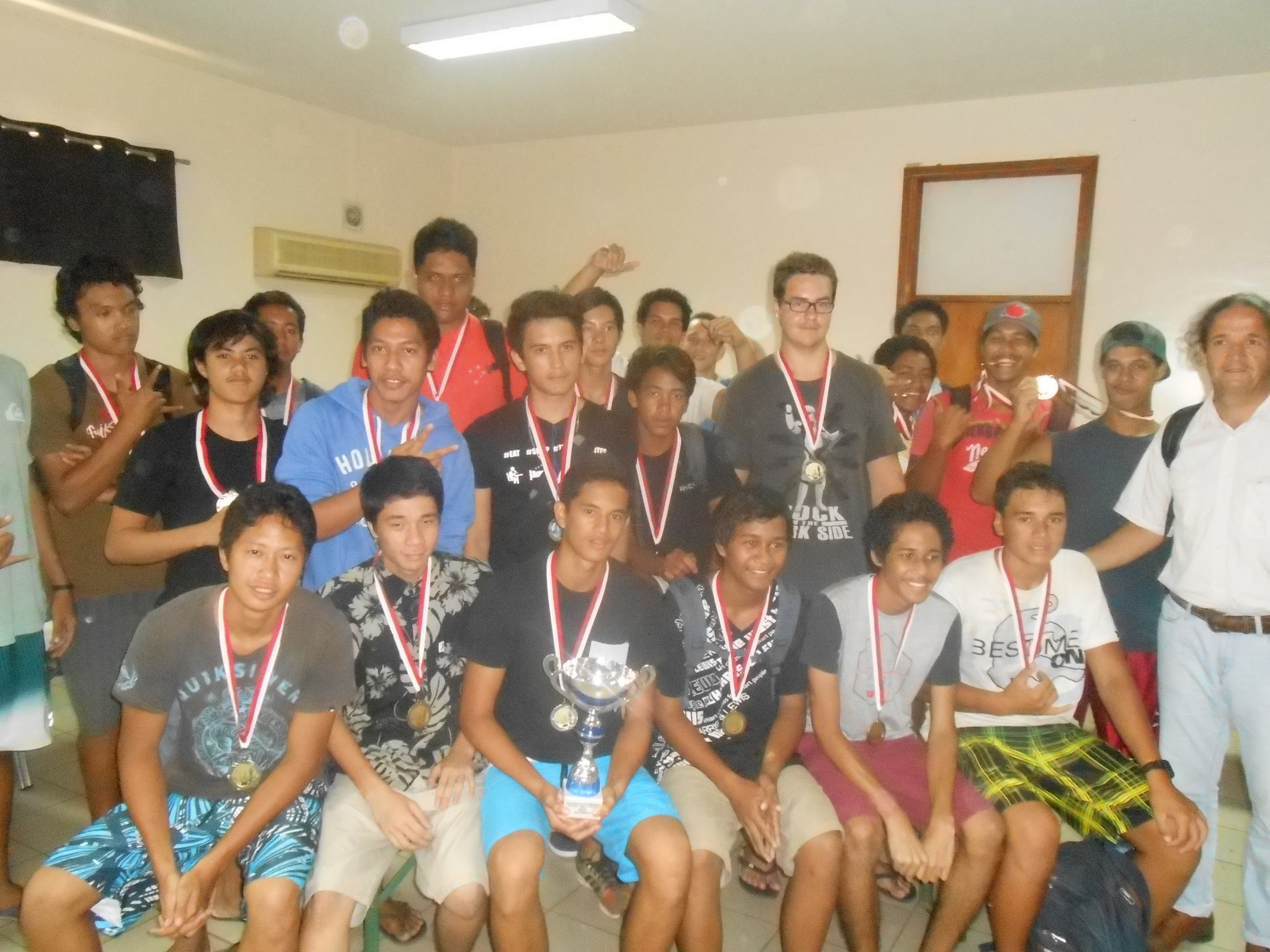 Les joueurs du lycée Taaone sont sacrés champions de Polynésie à l'issue du 9e tournoi inter-établissement d'échecs.