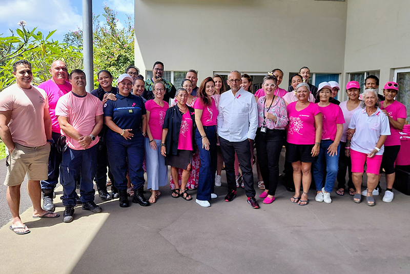 À l'invitation du centre de détention et alors que se déroule Octobre rose, l'association Amazones Pacific est venue mener une action de sensibilisation.