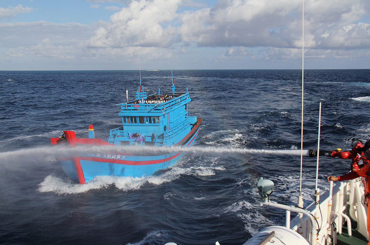 Des bateaux de pêches taïwanais essuient des tirs dans les eaux indonésiennes