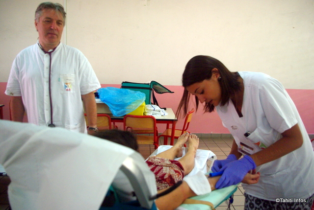 Le CTS a besoin de prélever au moins quinze personnes par jour pour maintenir son stock stable