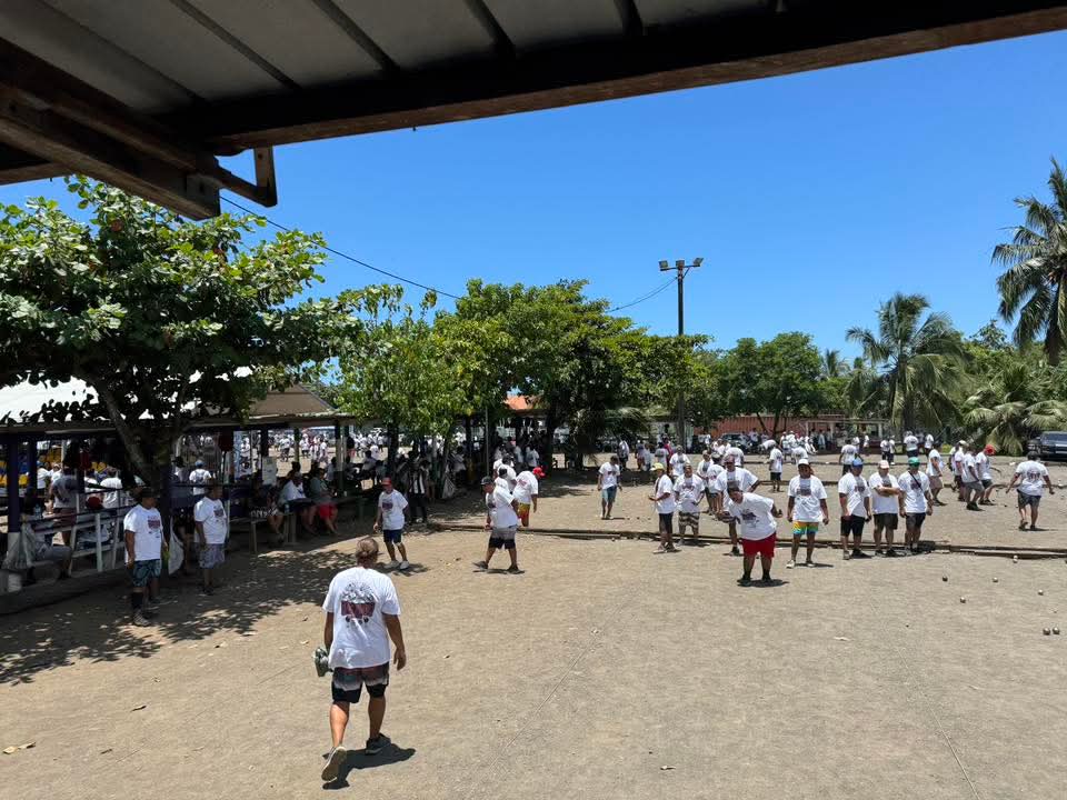 Plusieurs centaines de passionnés de Tahiti et des îles étaient réunis pour l’occasion.