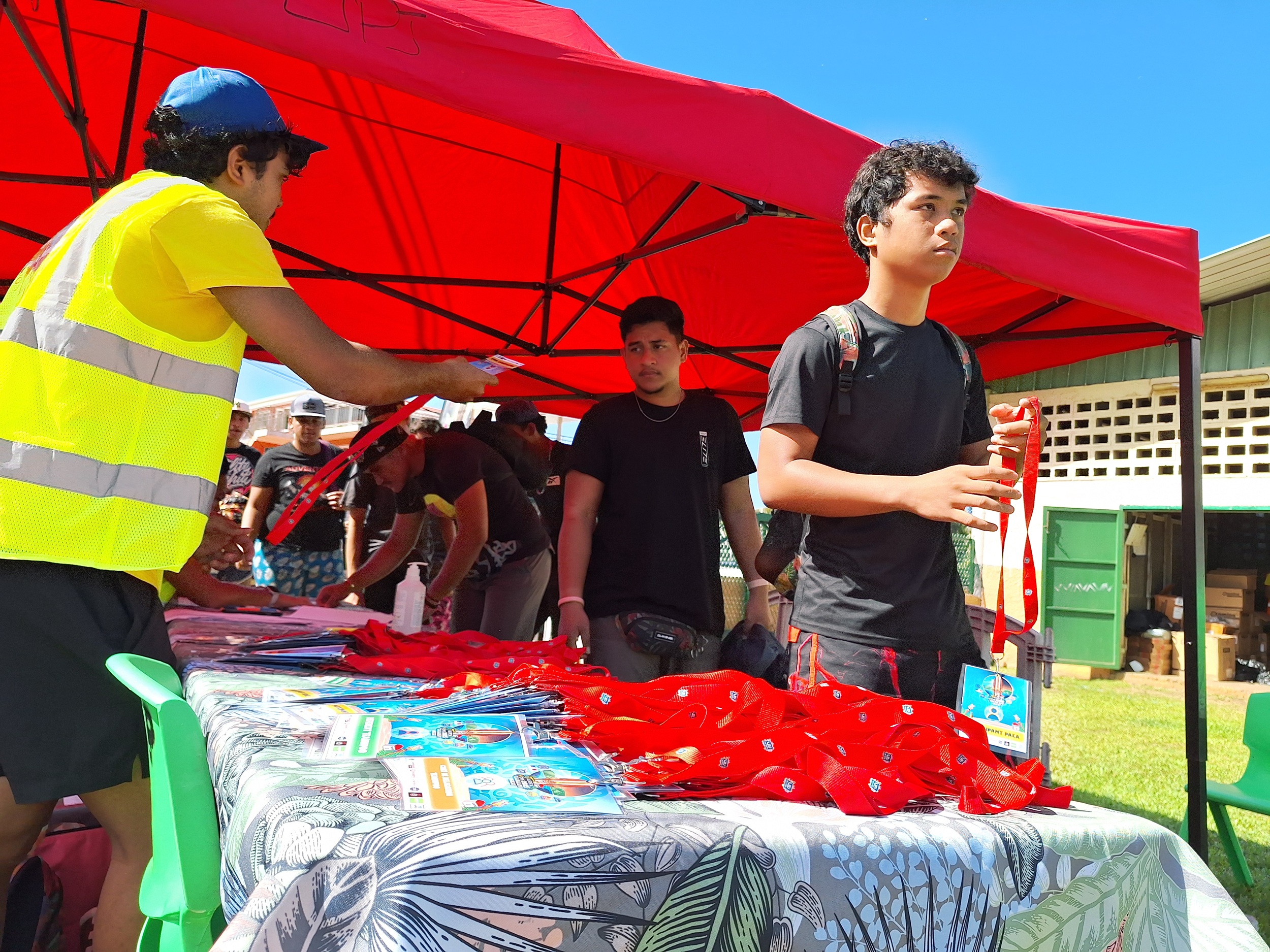 Port du badge obligatoire pour accéder aux sites, tous sécurisés.