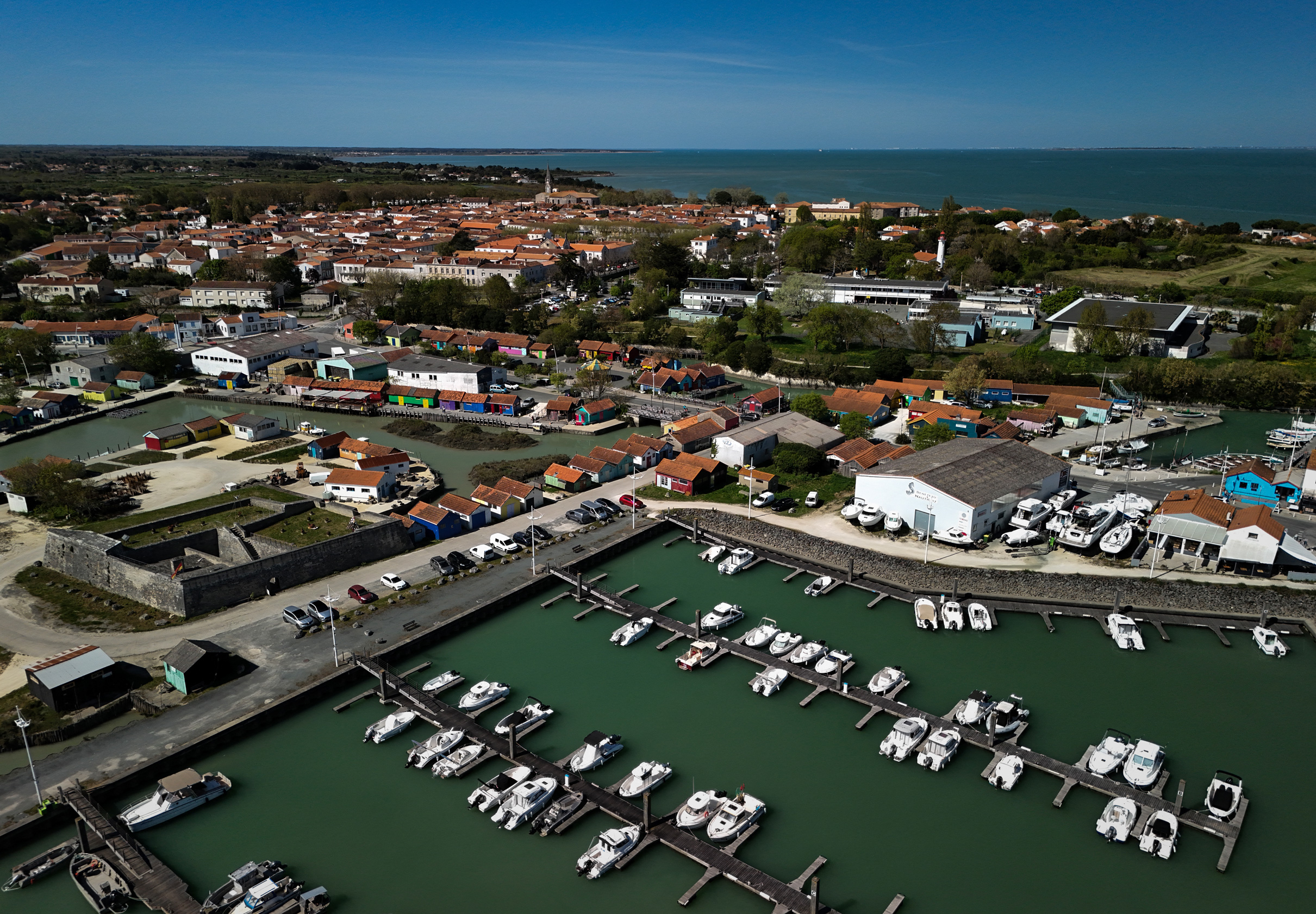 Île d'Oléron: un conducteur blesse 10 personnes, enquête pour tentatives d'assassinats