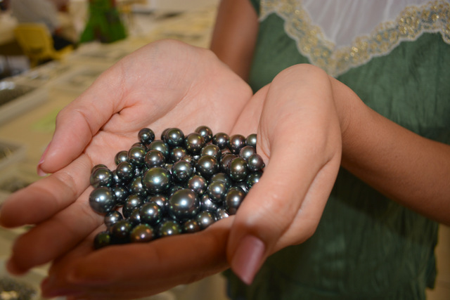 Le gouvernement prépare un label de qualité pour les perles