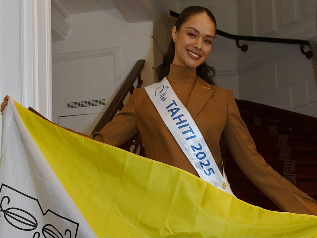 Miss Tahiti en tournée à Paris avant Miss France