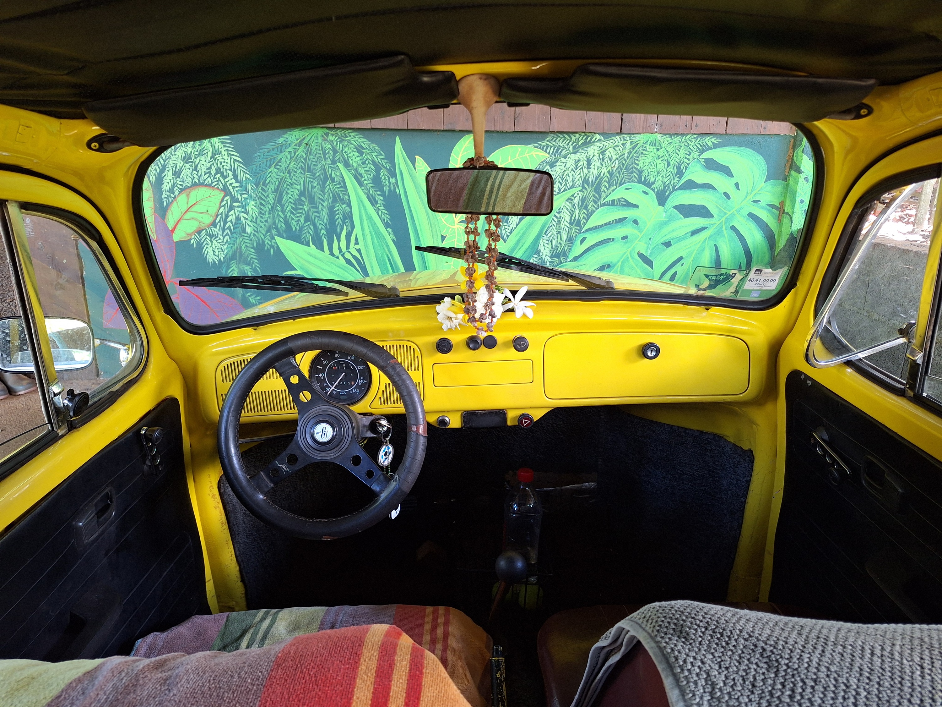 À bord, les curiosités ne manquent pas !