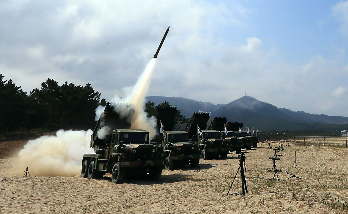 Une vidéo nord-coréenne dépeint une attaque à la roquette contre la présidence à Séoul