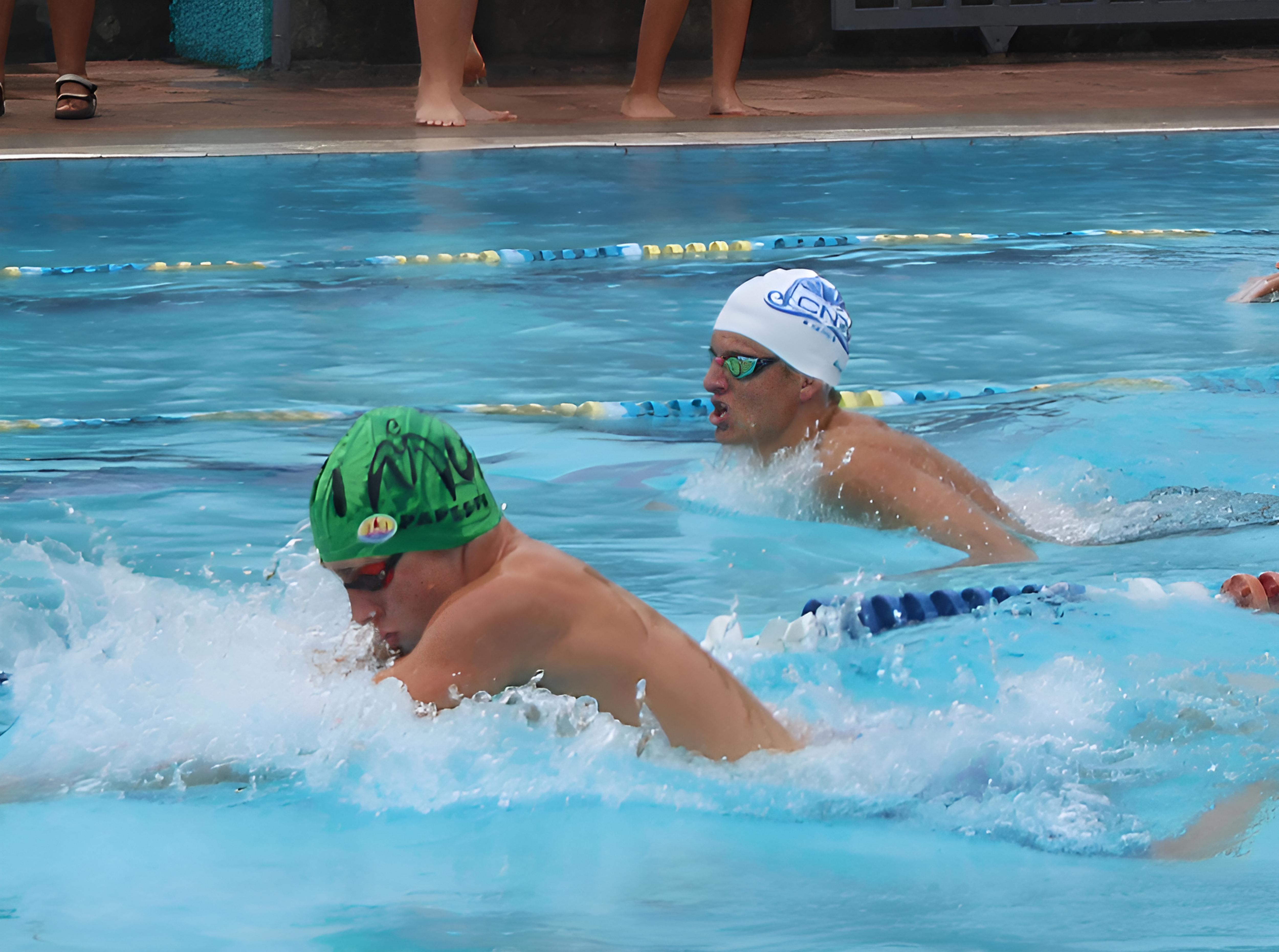 Les bonnets verts de I Mua et blancs du CNP ont souvent été à la bagarre.