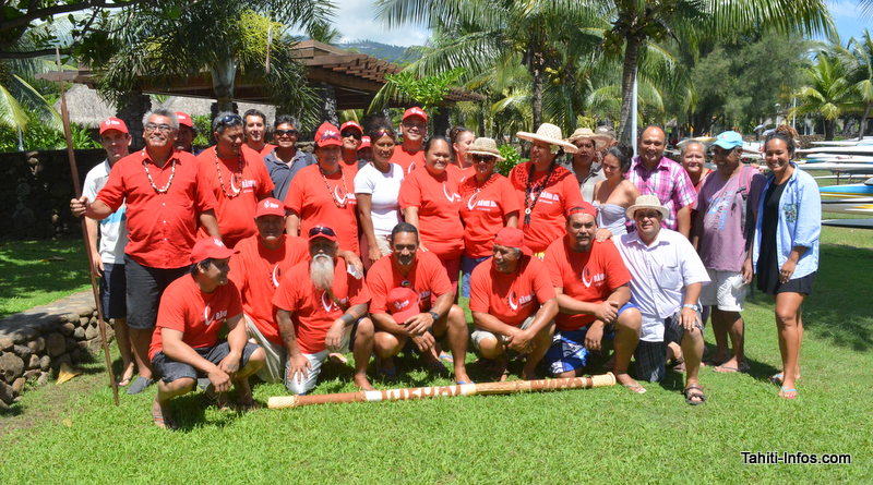 Plusieurs maires, un élu de chaque commune, des représentants des églises, des pêcheurs, de la culture et un prof sont à Tahiti pour présenter le projet de grande aire marine protégée des Australes : le Rāhui Nui nō Tuha'a Pae.
