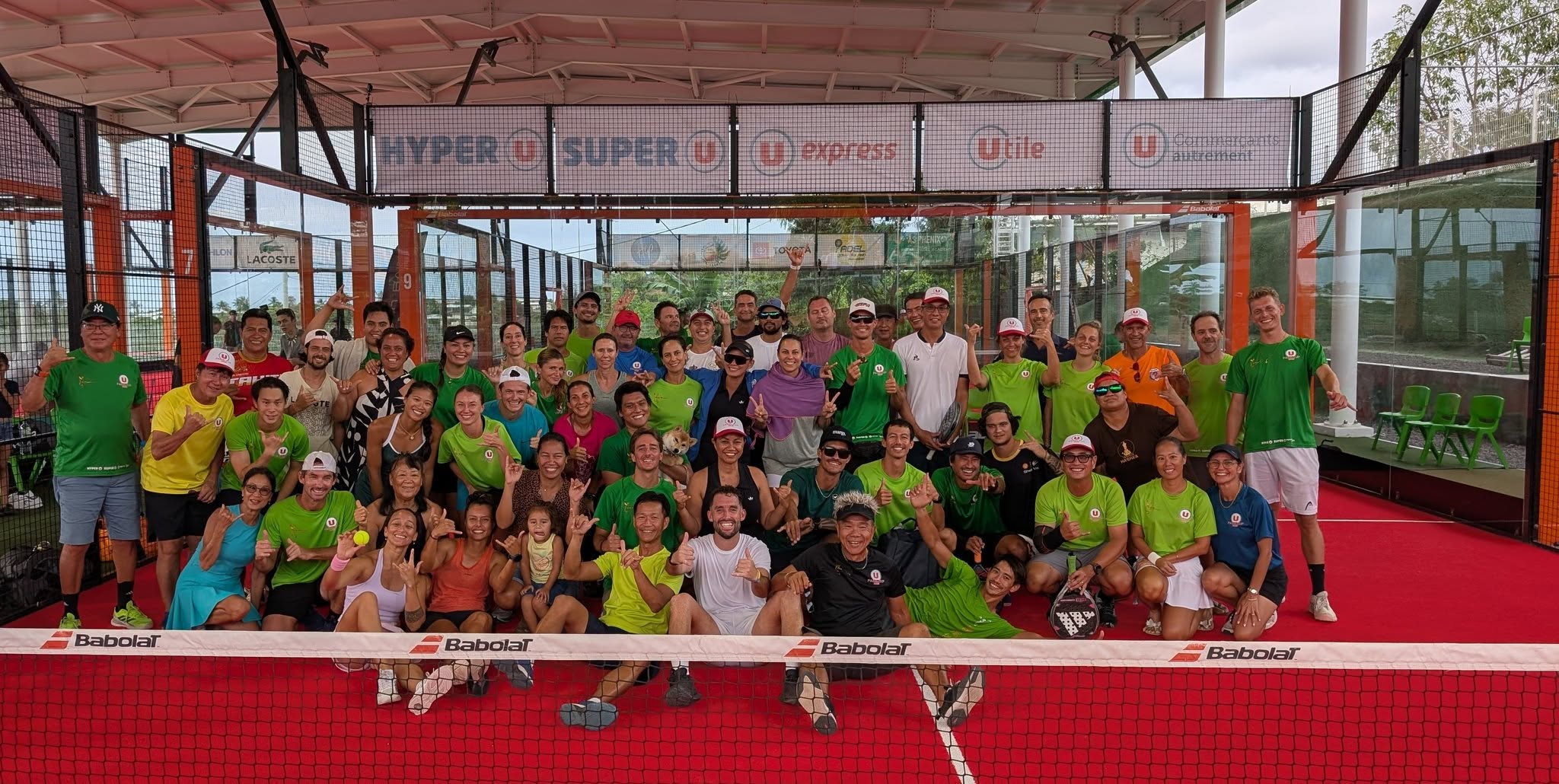 La photo de famille du tournoi U Padel Cup 2025.