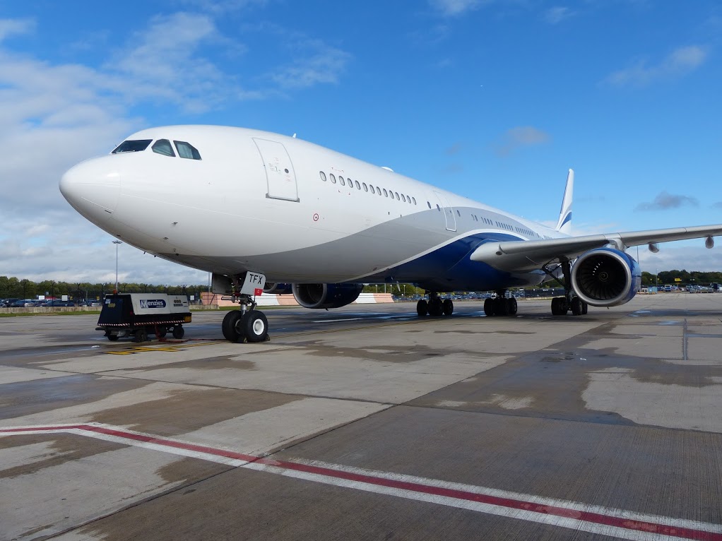 Safrans du Monde est un tour-opérateur spécialiste des voyages haut de gamme et des circuits "Tours du Monde".