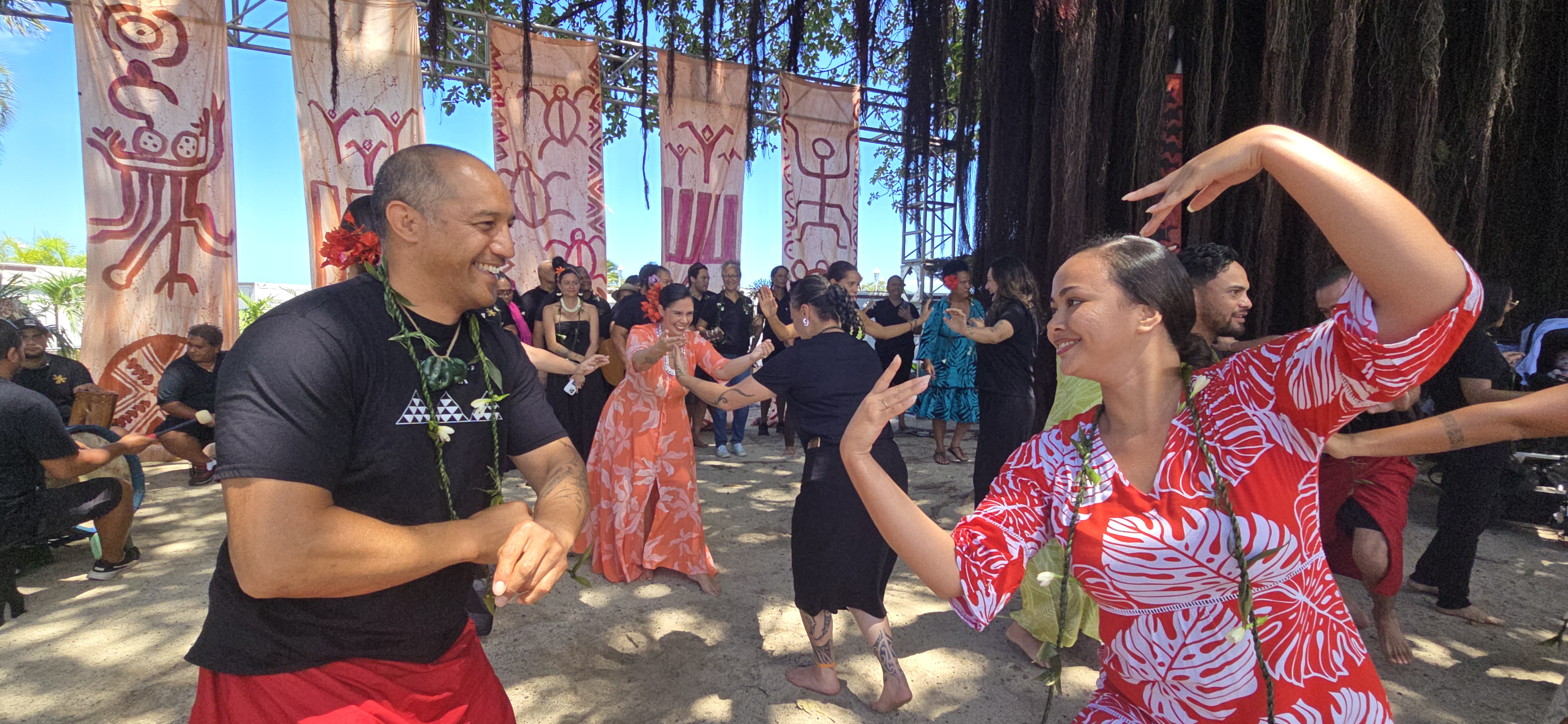 Na Toa Tapairu o te Arawa fera un intermède au Hura Tapairu