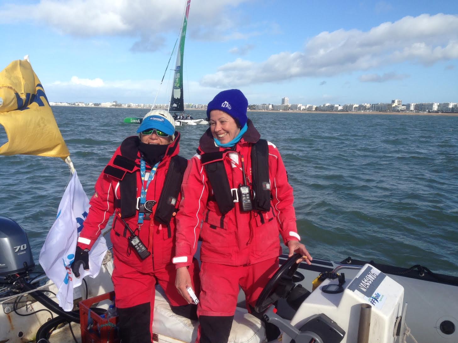 Isabelle Barbeau, aux côtés de Corinne Aulnette, responsable de la commission d'arbitrage à la fédération française de voile.