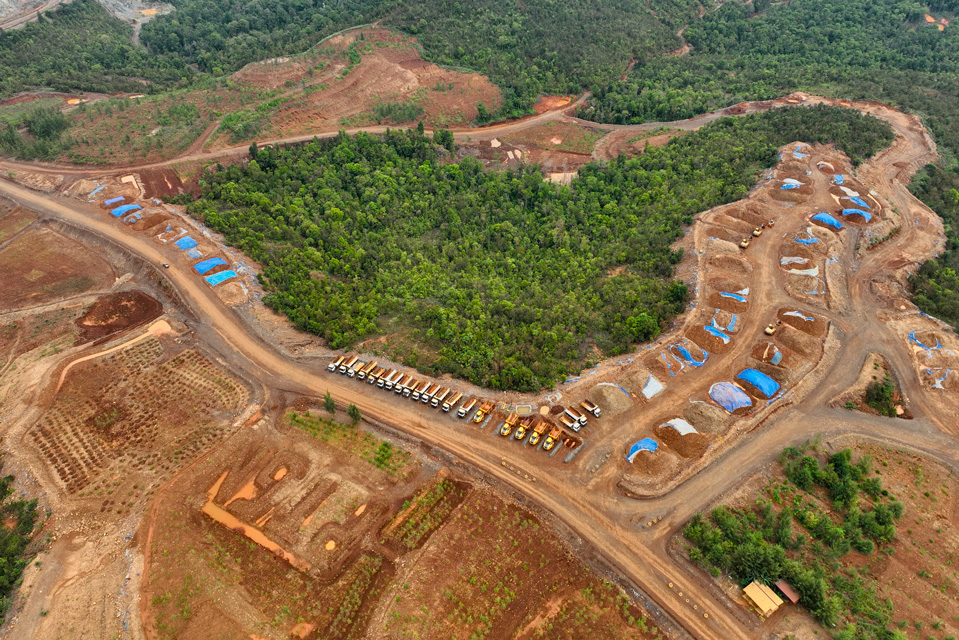 Handout / AURIGA NUSANTARA / AFP