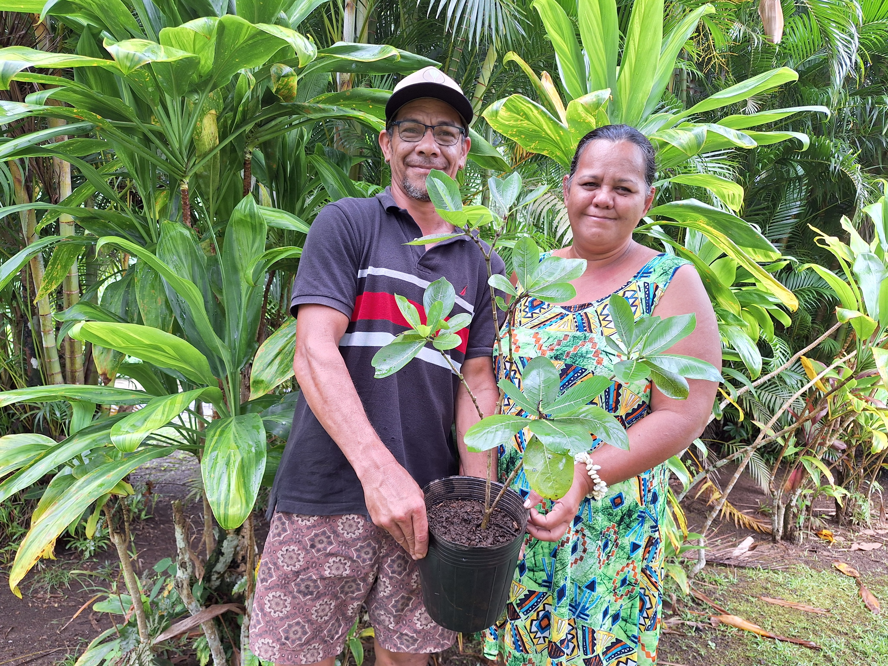 “Les gens sont demandeurs : en trois jours, tout était réservé”, confie la secrétaire du comité du tourisme de Tautira, Ramona Dauphin (Crédit : Anne-Charlotte Lehartel).