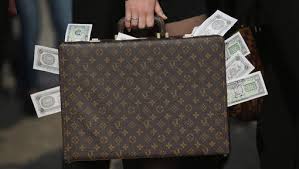 "Fondamentalement, il s'agit d'avoir une vue d'ensemble" sur les mécanismes d'évasion fiscale, a expliqué M. Jordan, dont le pays préside le JITSIC.