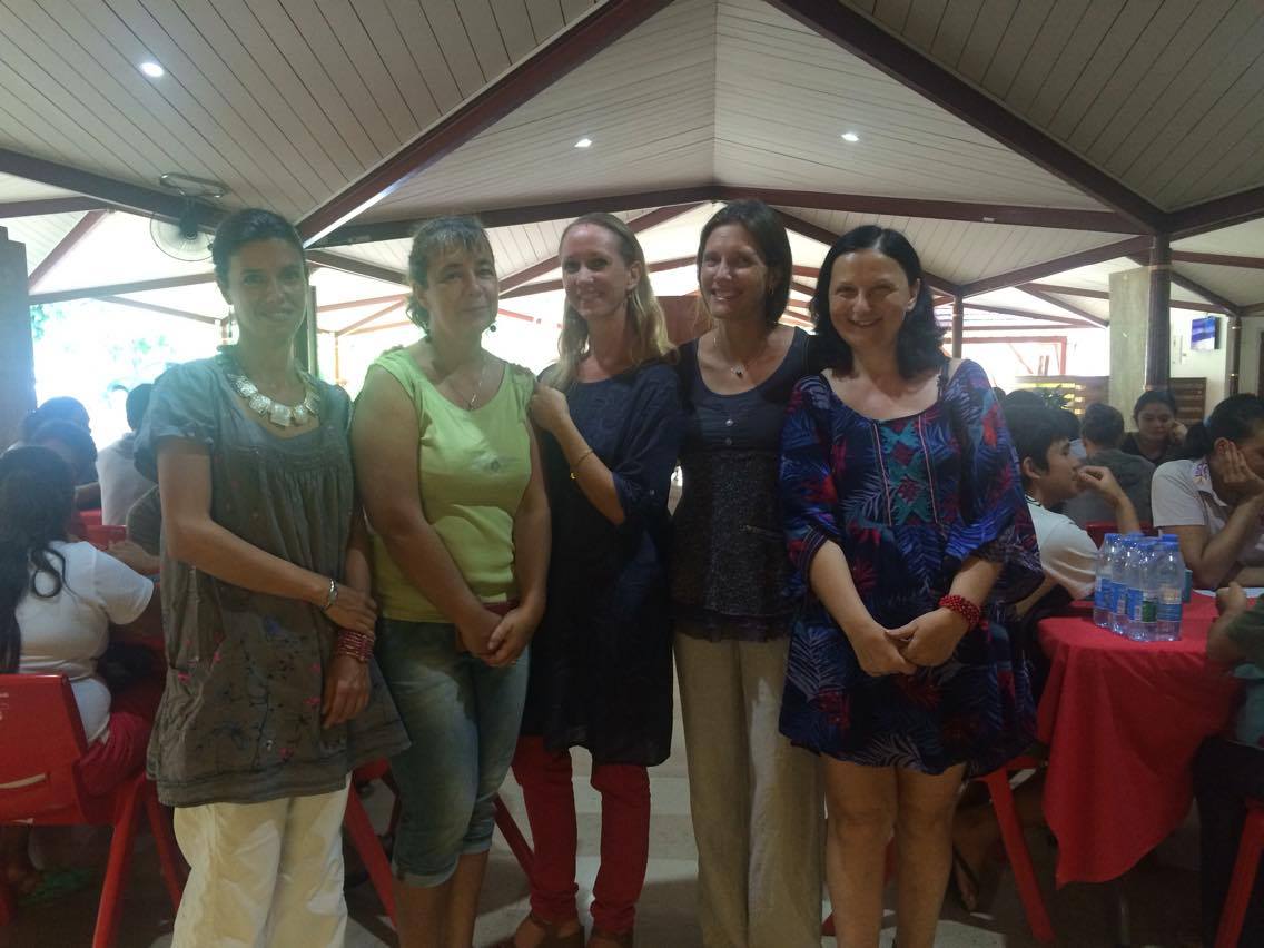 Les professeurs de latin Claire Comte, Claire Aimot, Marie-Dominique Brehin-Soumagne, Anne Nogueira, Anne Jaillon-Dossier, ont organisé la deuxième édition du Trivial Pursuit Latin