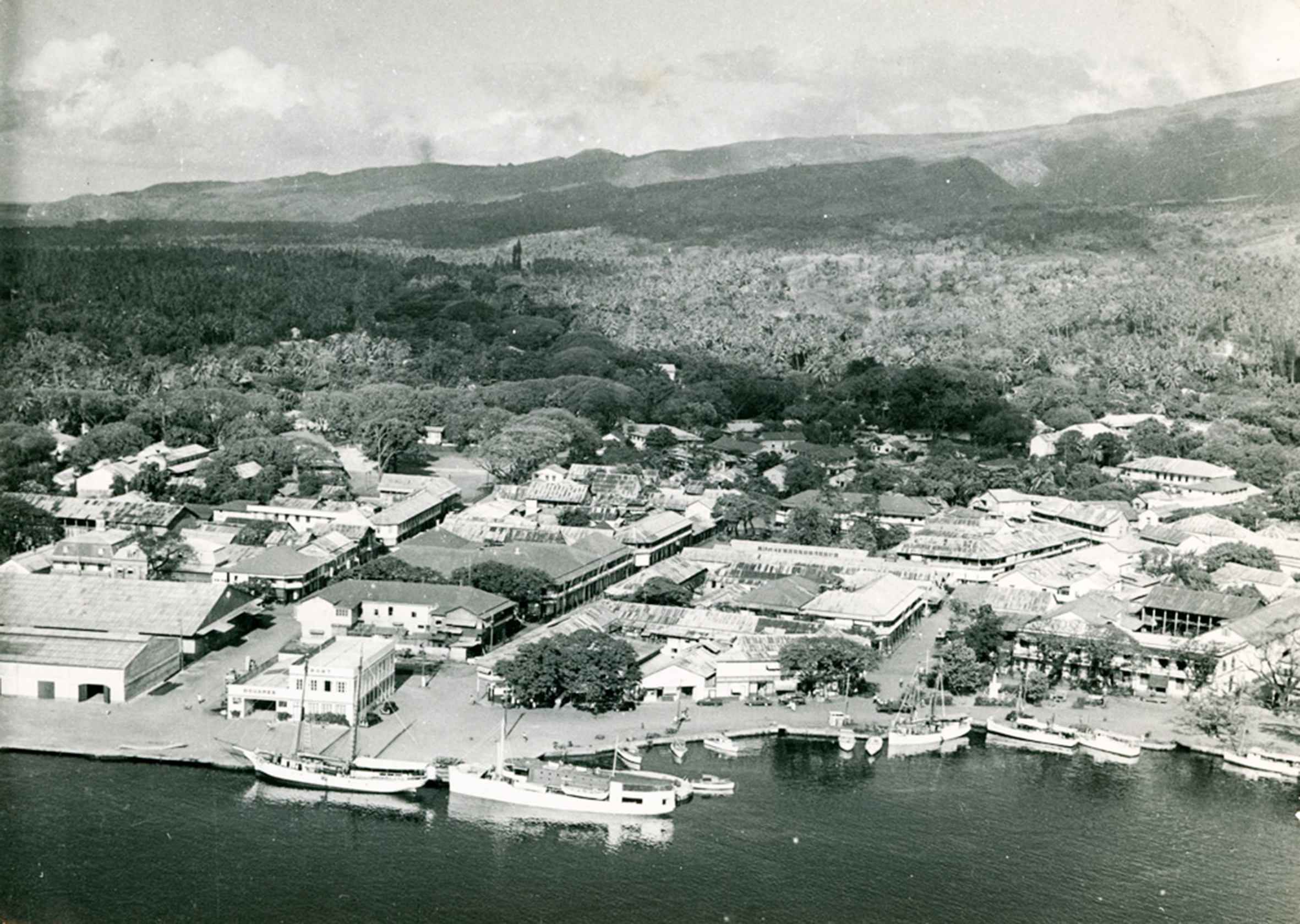 Papeete d’antan, le quai du commerce