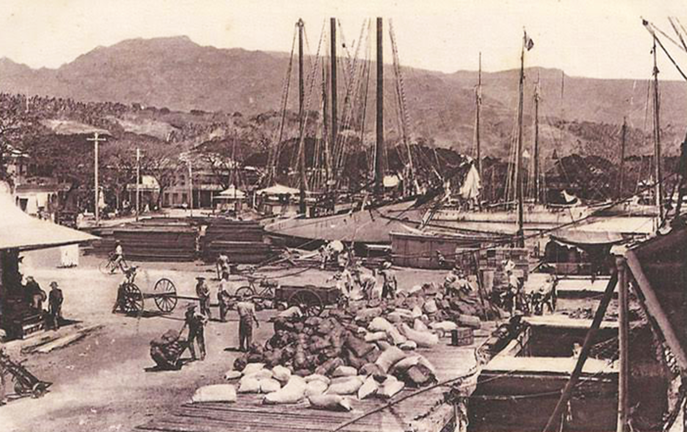 Papeete d’antan, le quai du commerce