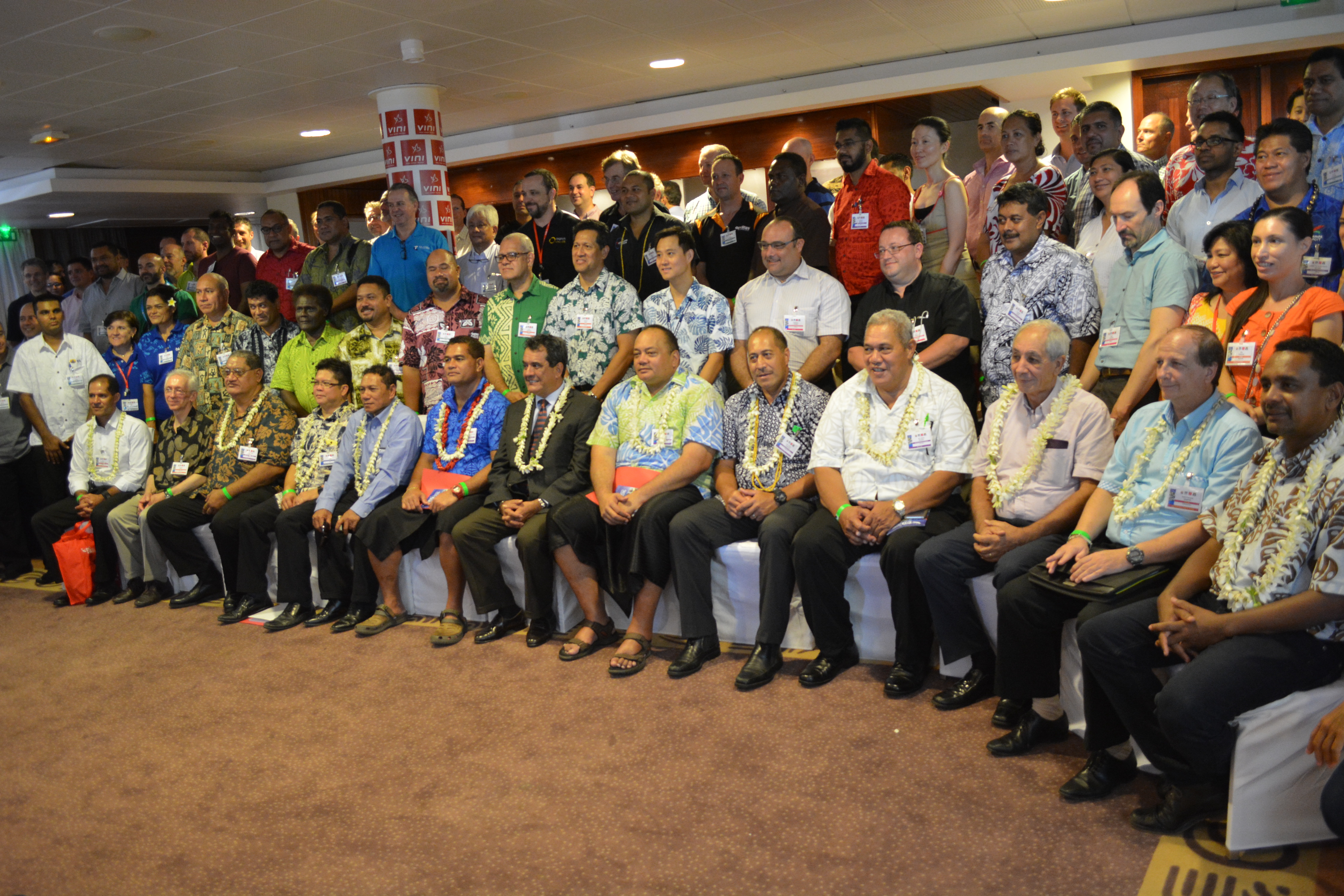 La photo de famille avec tout ce que le Pacifique compte d'opérateurs, fournisseurs d'accès à Internet ou ministres des télécommunications.
