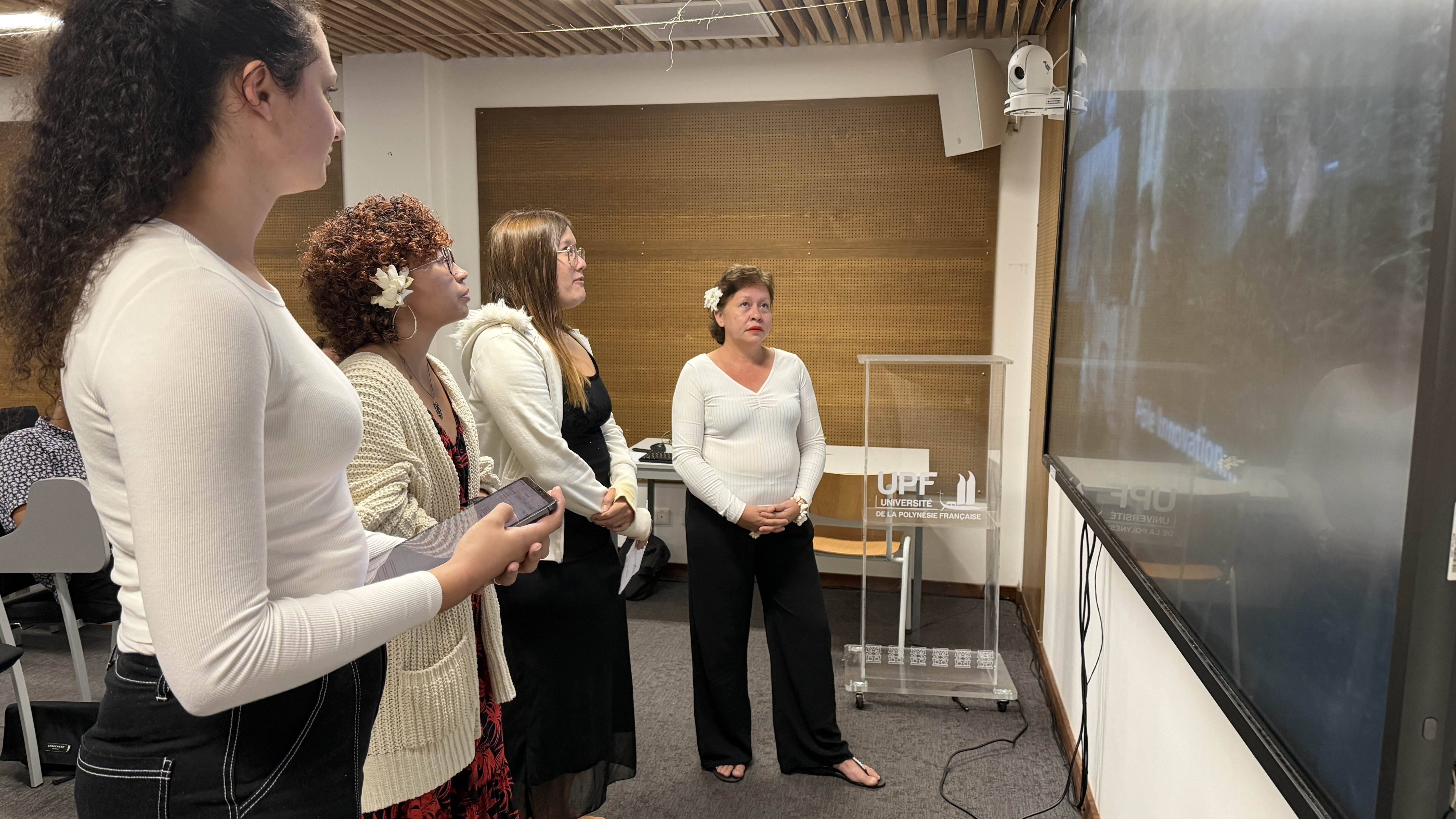 Les étudiants inscrits à la formation dédiée à l’écriture audiovisuelle ont présenté six projets de séries devant des représentants de France Télévisions.