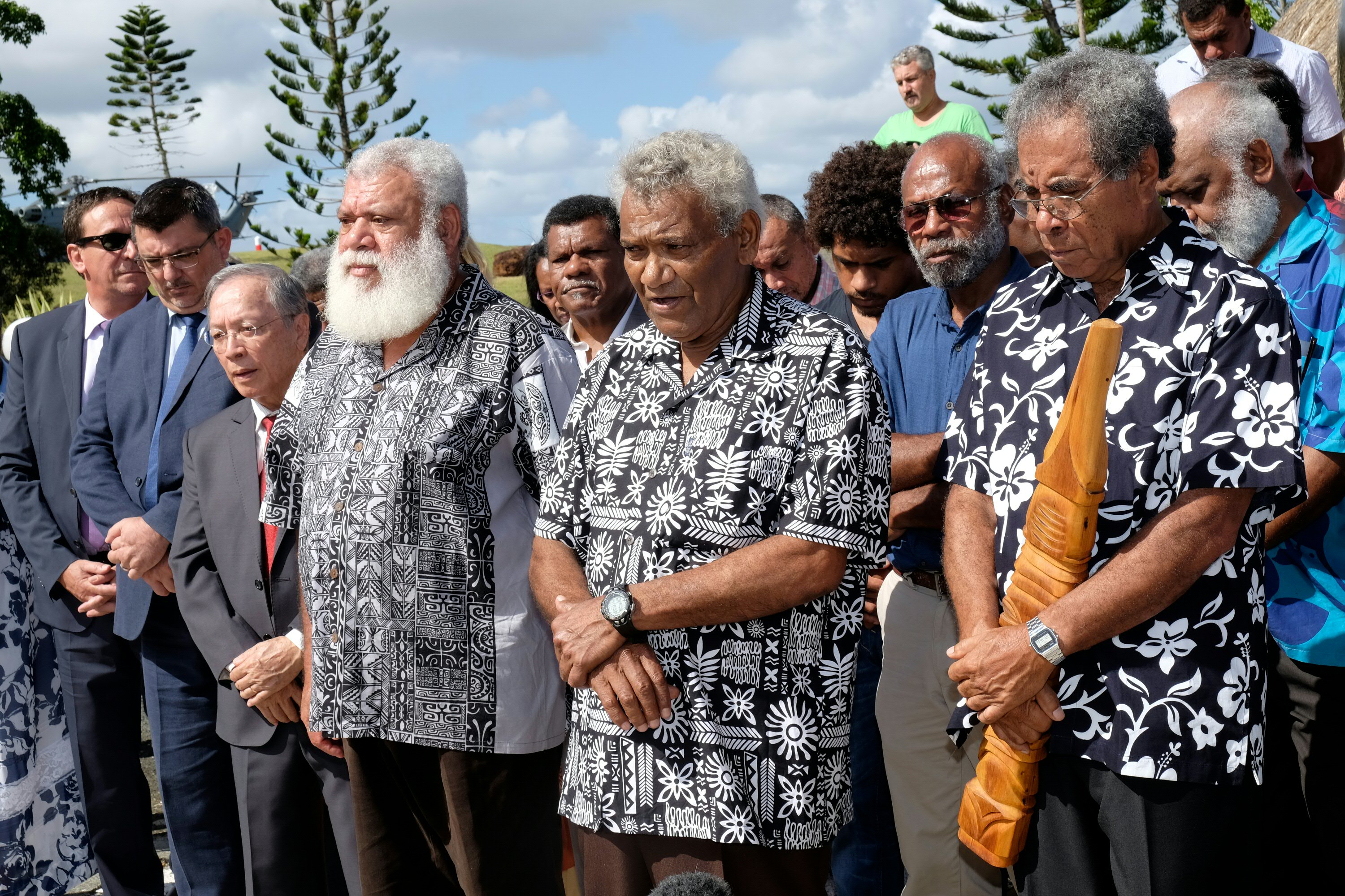 Manuel Valls dans la "brousse" calédonienne, "grande oubliée" de l'archipel