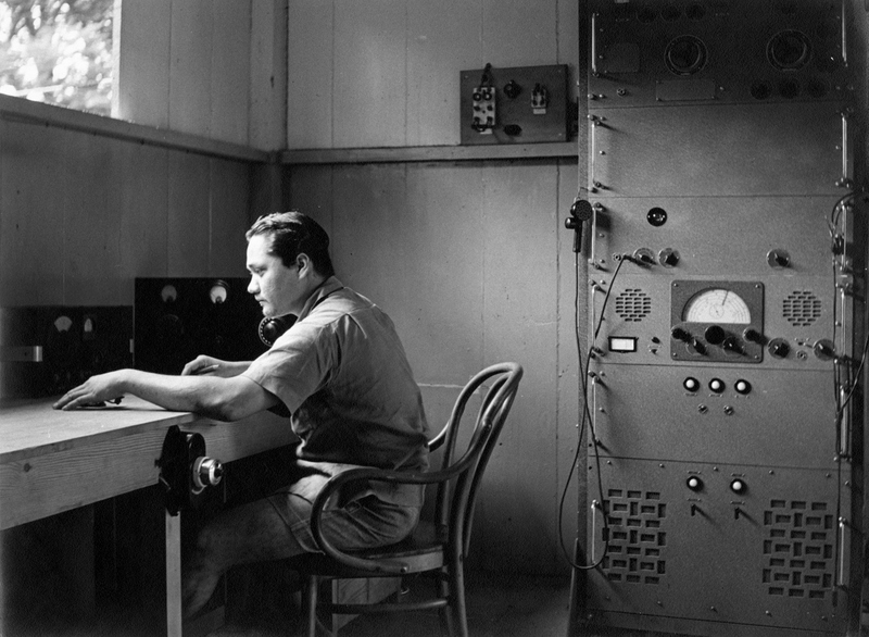 Le technicien Toto Sarciaux aux Marquises en 1953