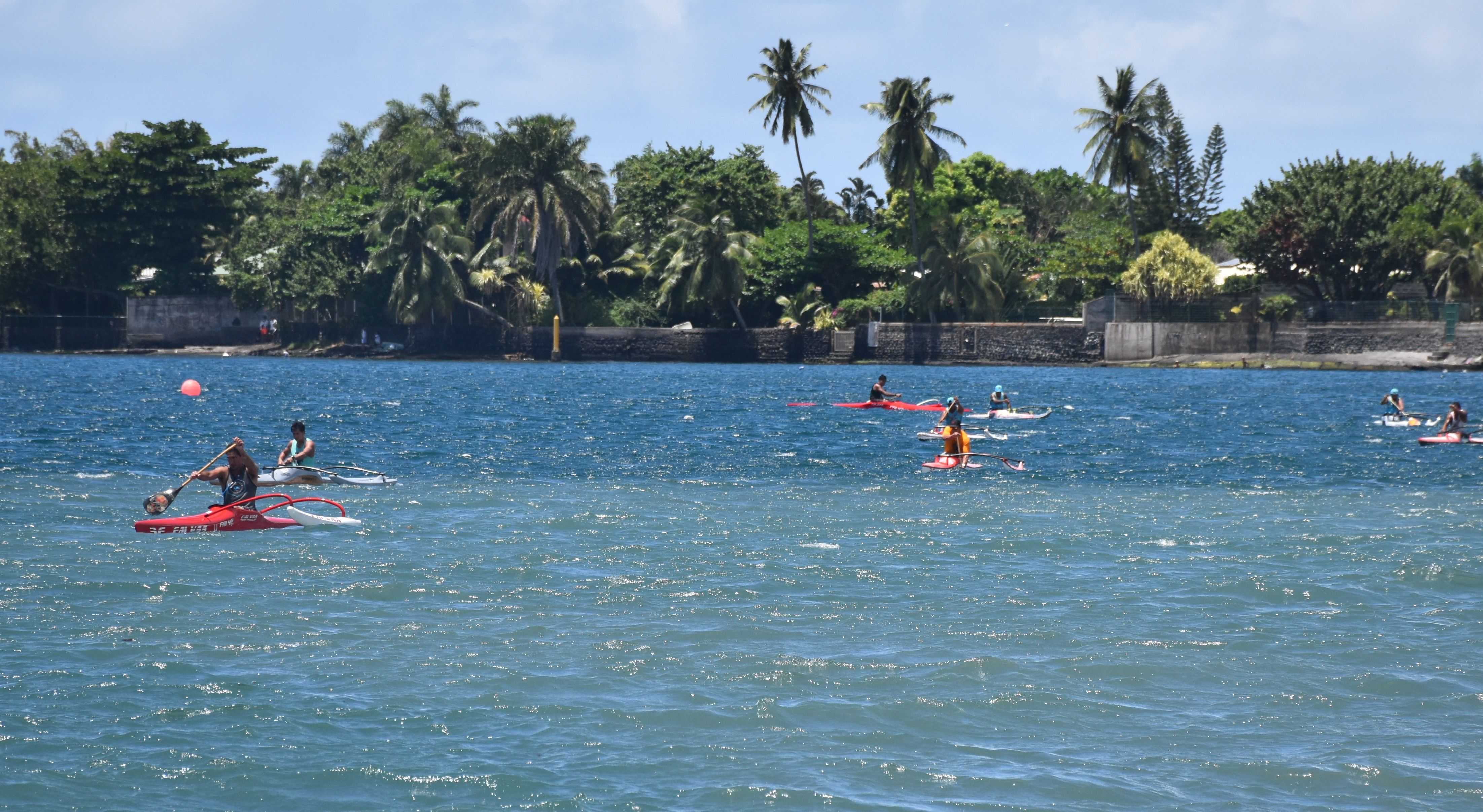 La première course de V1 marathon de la saison a rassemblé beaucoup de monde sur le plan d’eau de Aorai Tini Hau.