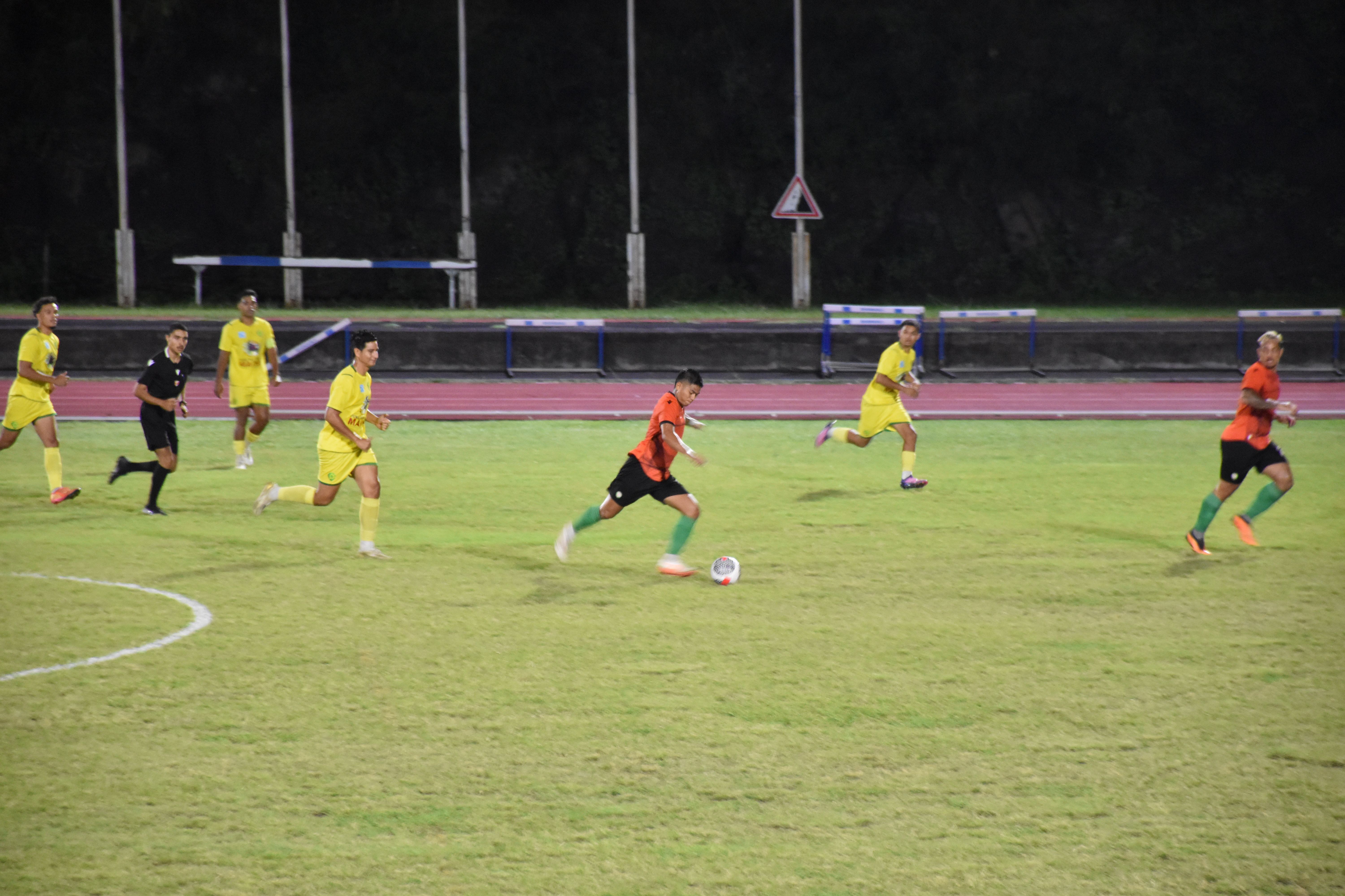 L’AS Tamarii Punaruu a su relever le défi en remportant ce match contre les leaders du championnat