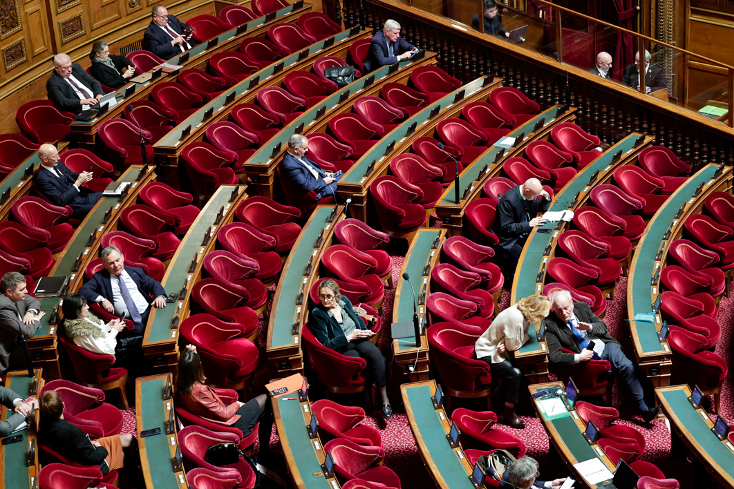 STEPHANE DE SAKUTIN / AFP