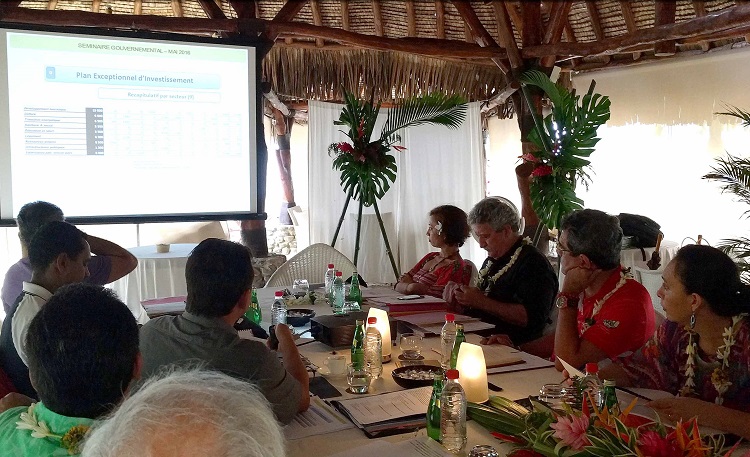 Le gouvernement était en séminaire pendant tout le week-end prolongé de la Pentecôte pour faire le point sur les grands projets et le programme exceptionnel d'investissements.