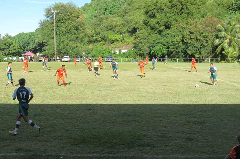 Les trois leaders préservent leur place