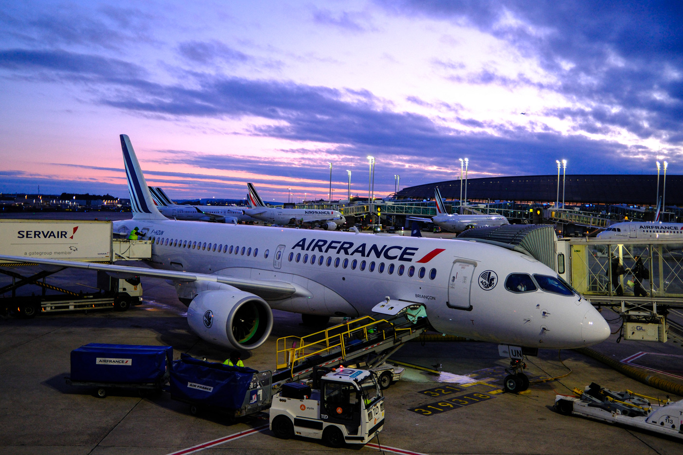 CHARLY TRIBALLEAU / AFP